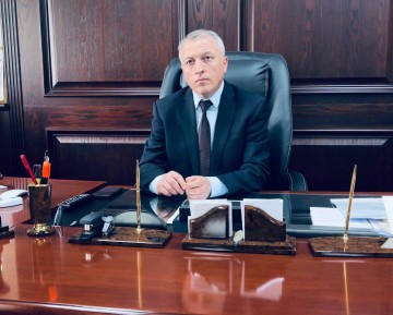 Закир Каидов поздравил с переизбранием главу Хивского района Ярмет Ярметова !
