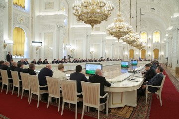 Глава Дагестана  Рамазан Абдулатипов  включен в   Президиум Госсовета