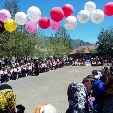 В школах Агульского района прошли торжественные мероприятия, посвященные празднику Последнего звонка