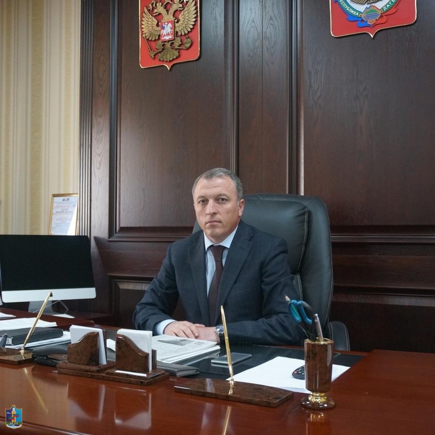 Поздравление главы администрации Юринского муниципального района с Днем Конституции!